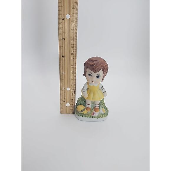Vintage Ceramic Little Girl w/Brown Hair & Turtle Figurine Korea Hand Painted 4" - Picture 8 of 8